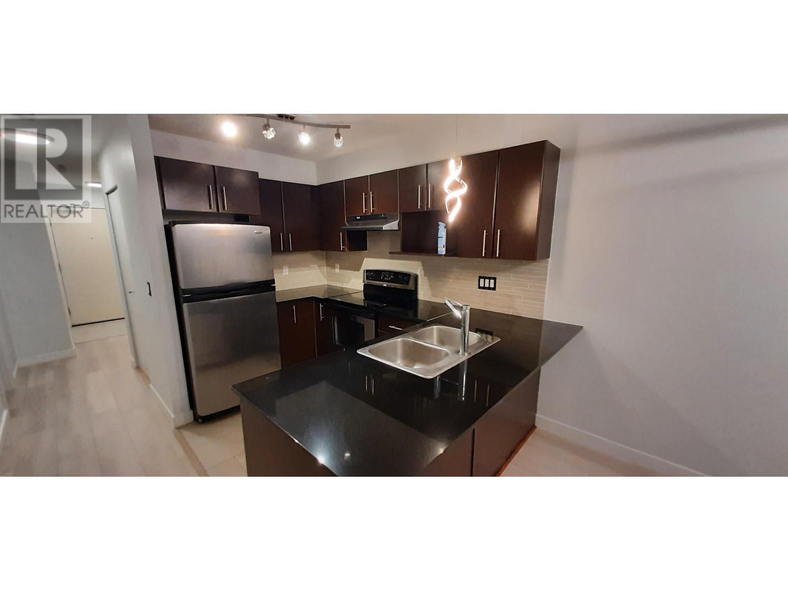 327 1633 MACKAY AVENUE, North Vancouver