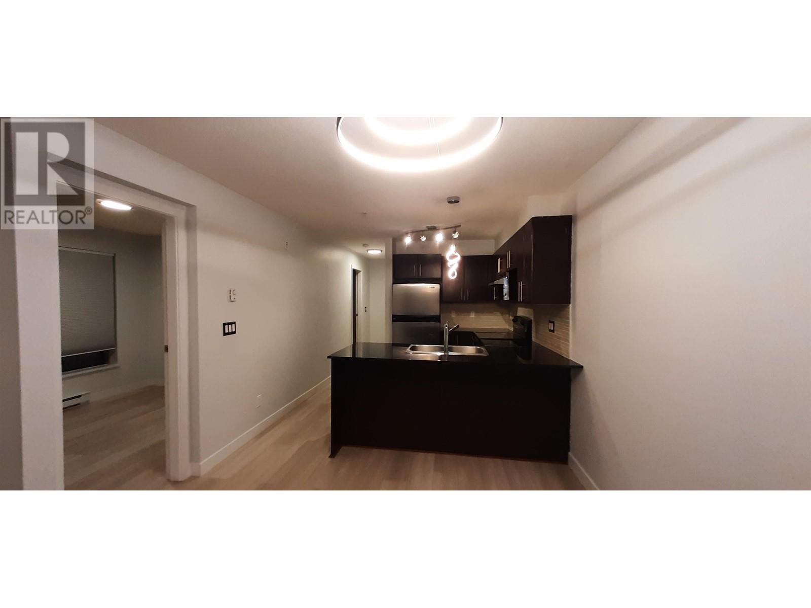 327 1633 MACKAY AVENUE, North Vancouver