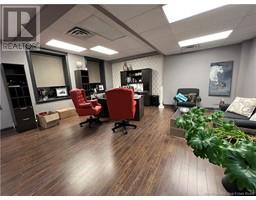 490-494 Queen Street Unit# Suite #400, photo 4