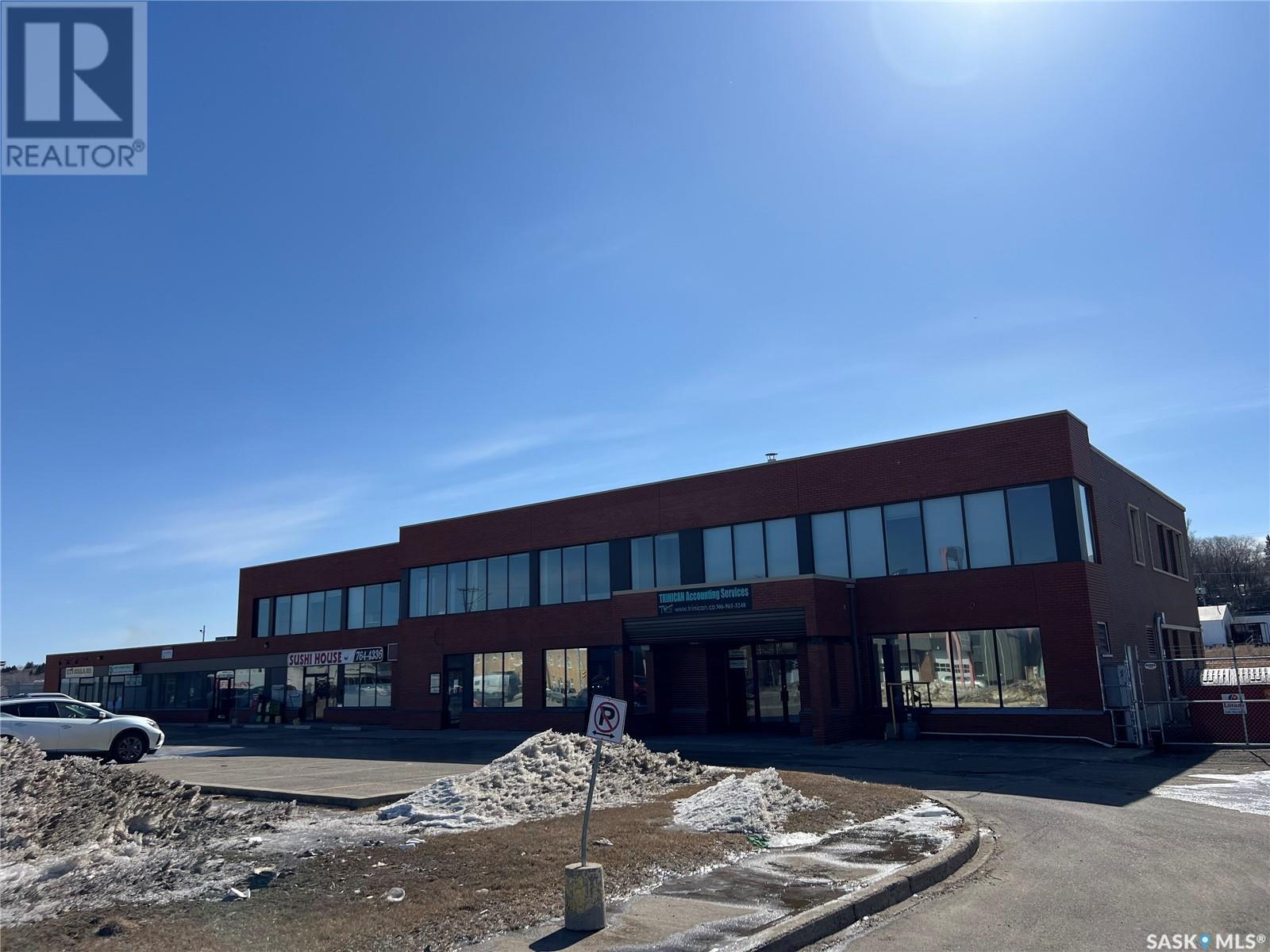 Photo 2 of Unit 1 E 77 15th Street E, Prince Albert SK