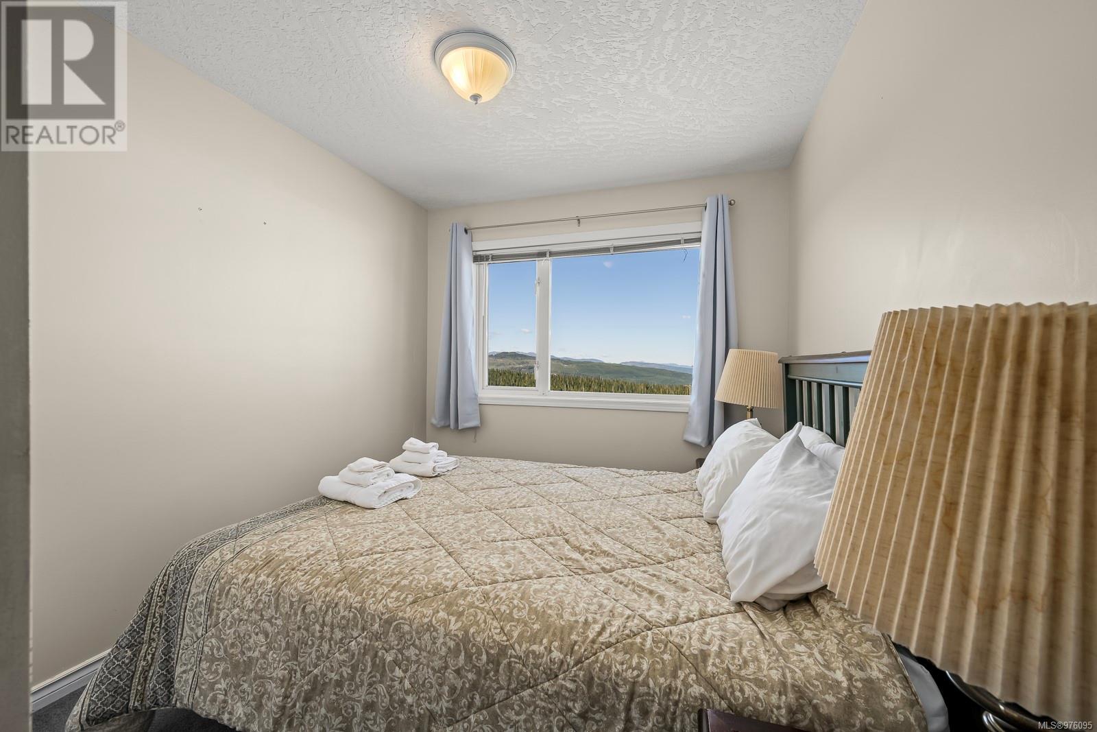 309 1201 Henry Rd, Courtenay real estate listing 976095