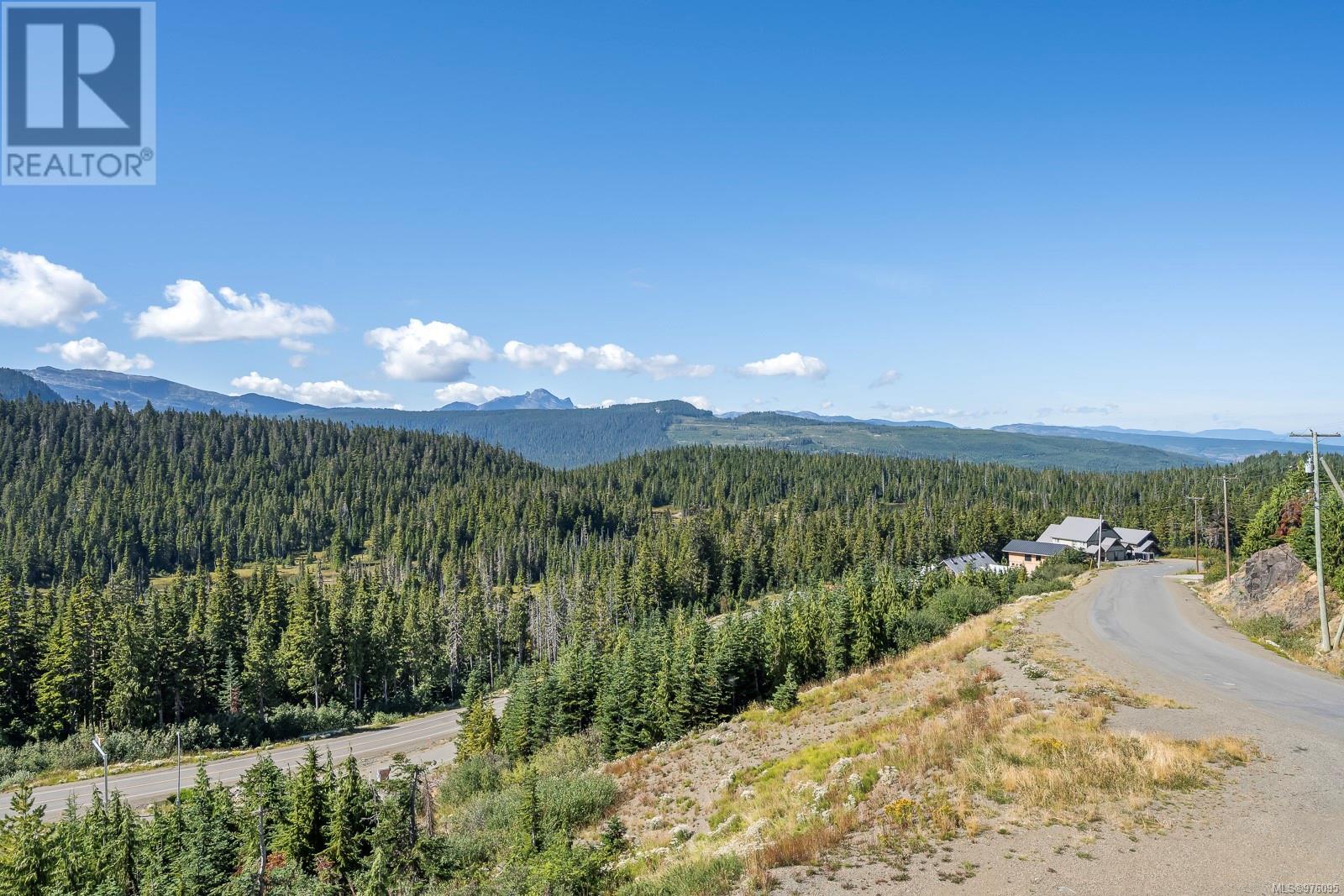309 1201 Henry Rd, Courtenay real estate listing 976095