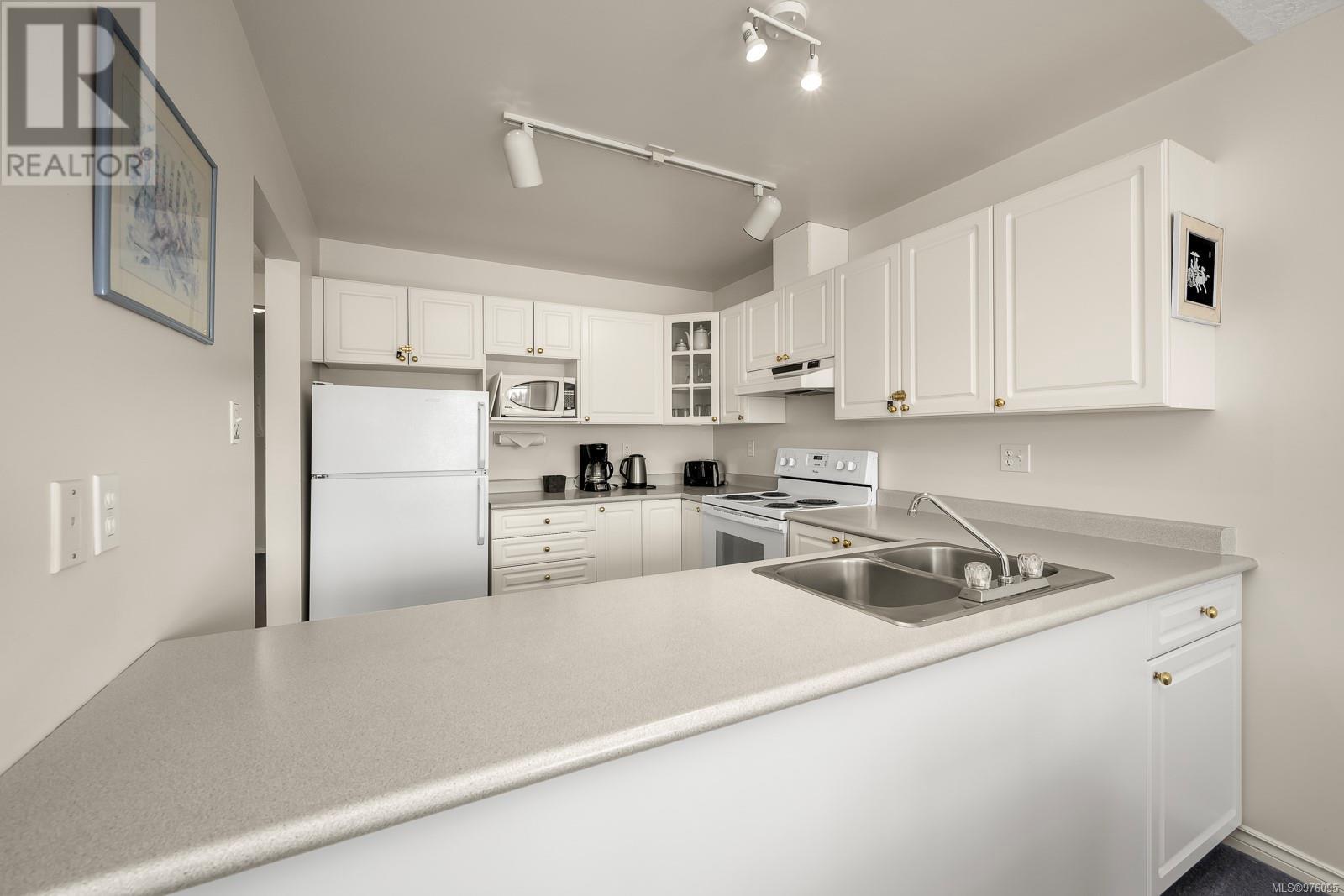 309 1201 Henry Rd, Courtenay real estate listing 976095