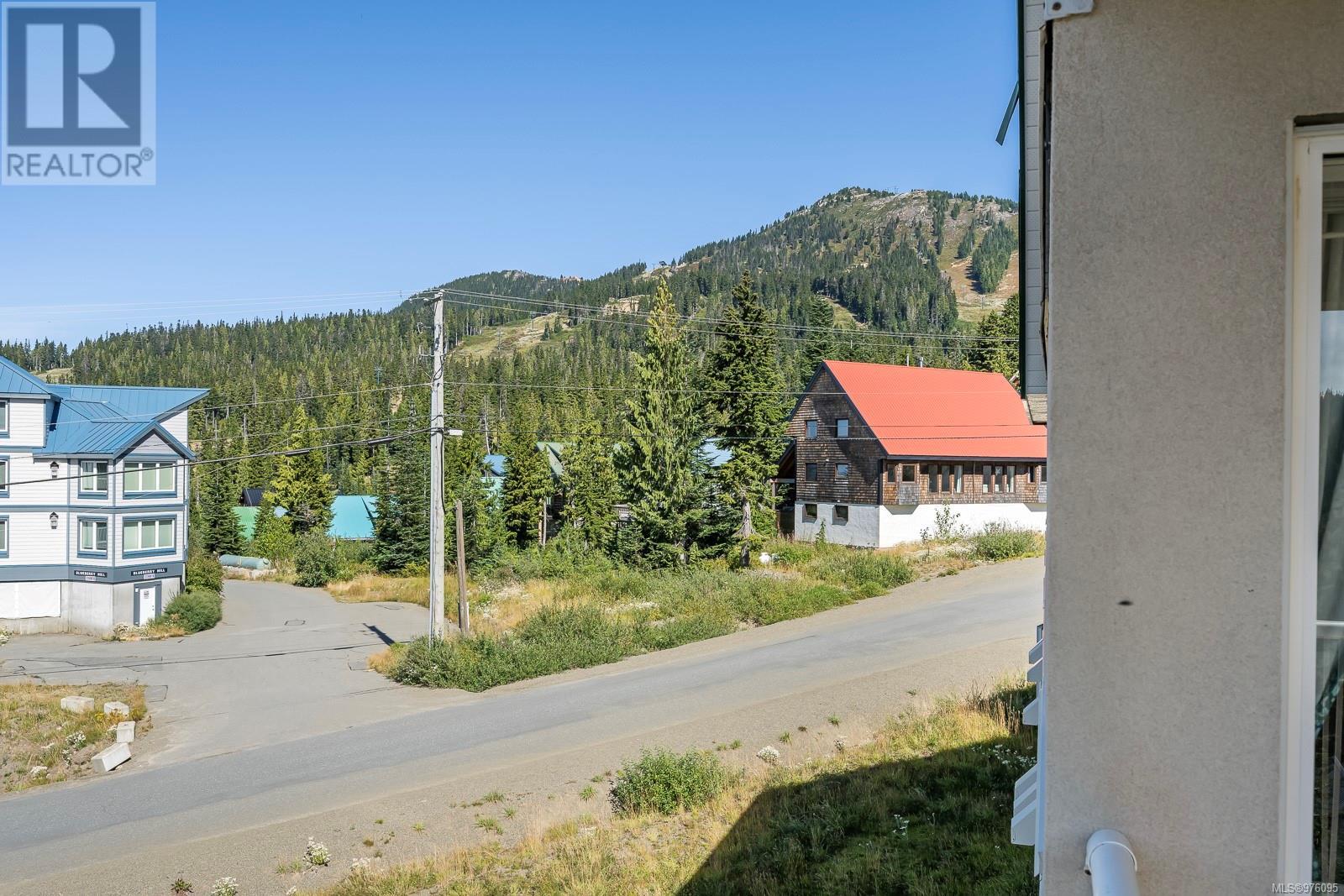 309 1201 Henry Rd, Courtenay real estate listing 976095