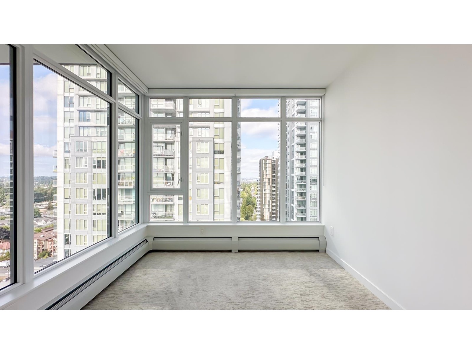 2211 13350 CENTRAL AVENUE, Surrey