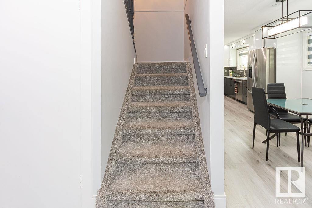 15828 98 ST NW, Edmonton