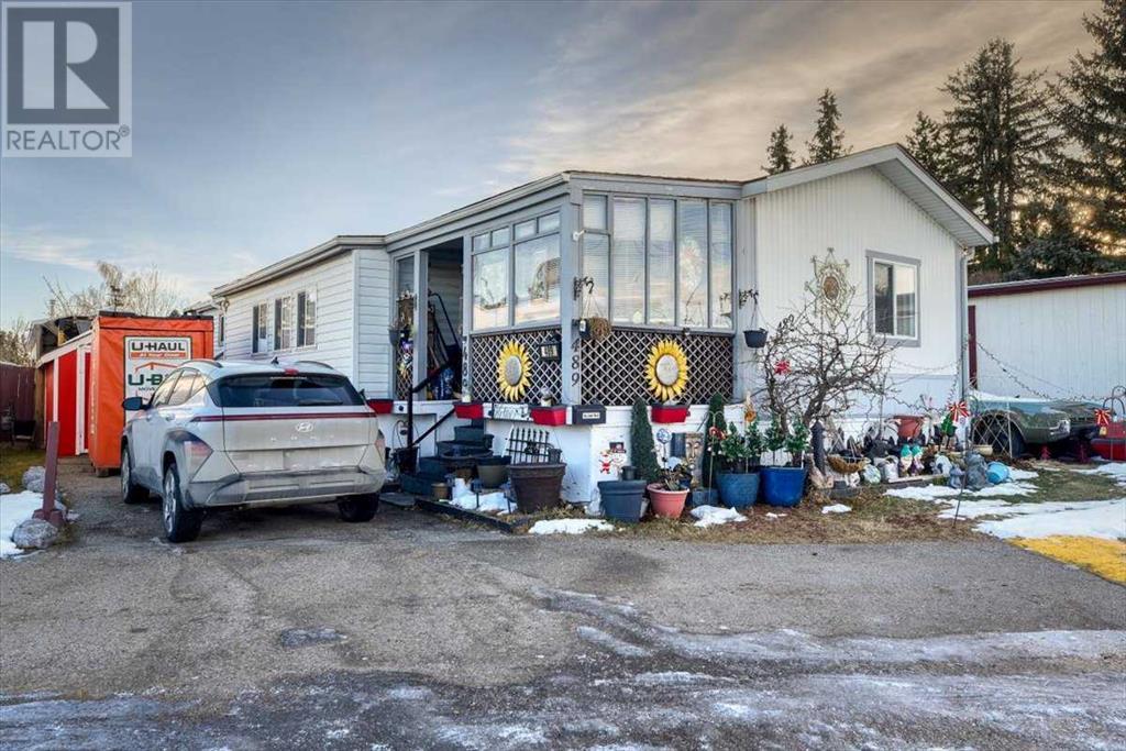 489, 3223 83 Street NW, Calgary, Alberta