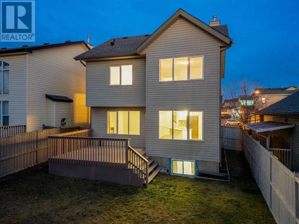 Single Family House for Sale in  Evansmeade Circle NW Evanston Calgary 