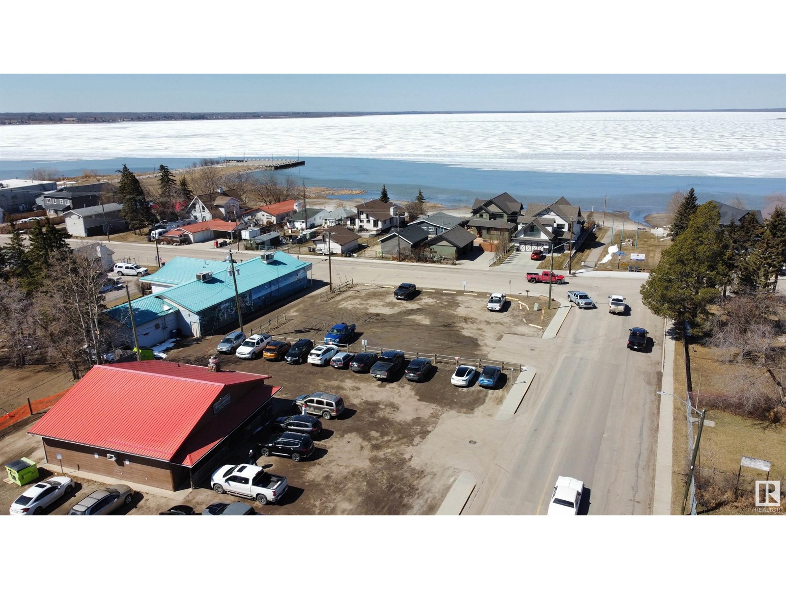 Photo 5 of 4732 47 St, Rural Lac Ste Anne County AB