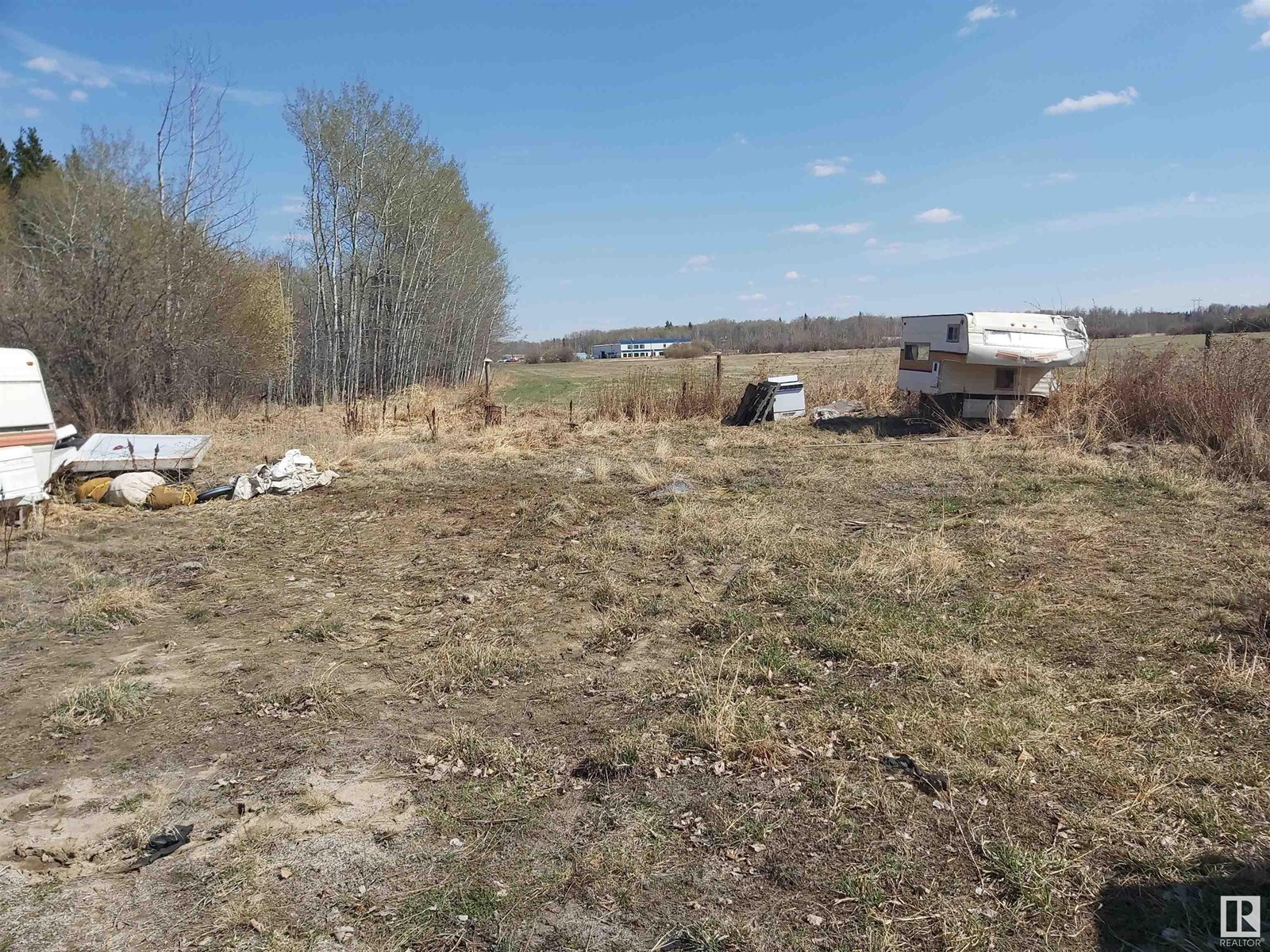 Photo 1 of 4925 46 A Av, Rural Lac Ste Anne County AB