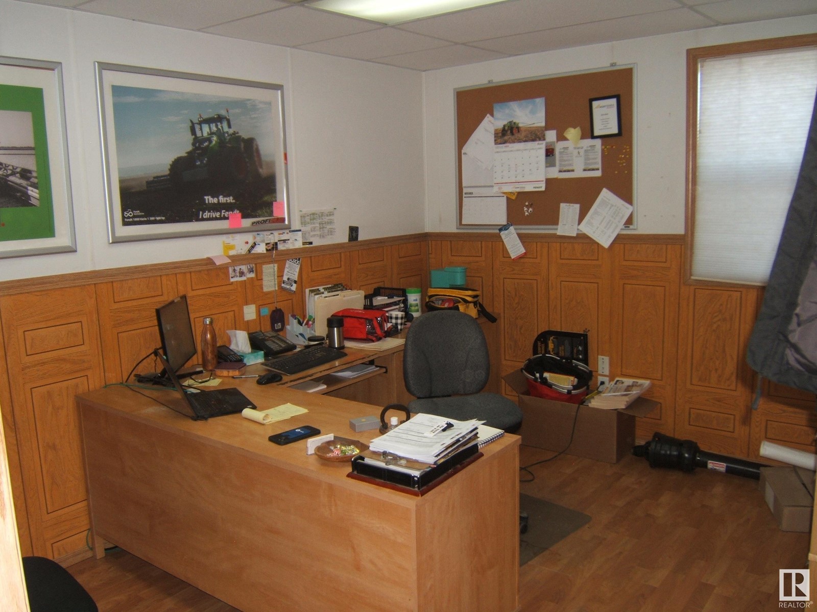Photo 11 of 6138 50 Av, Vegreville AB