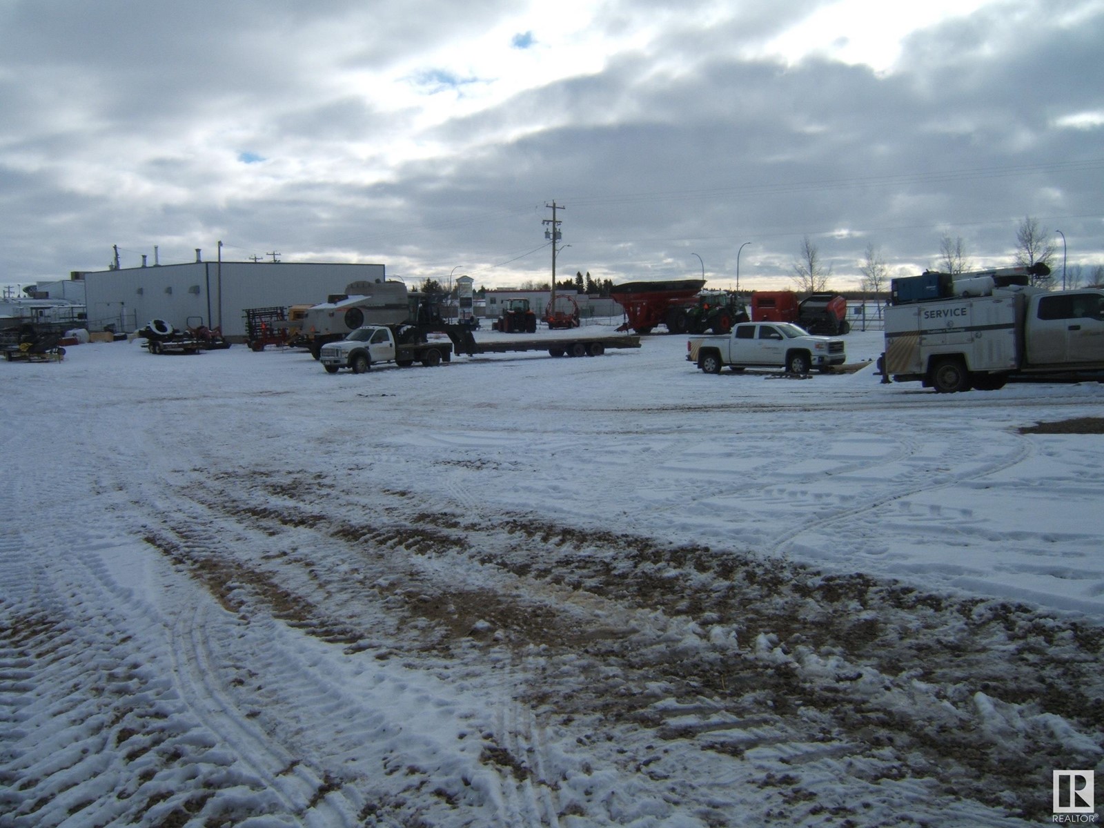 Photo 30 of 6138 50 Av, Vegreville AB