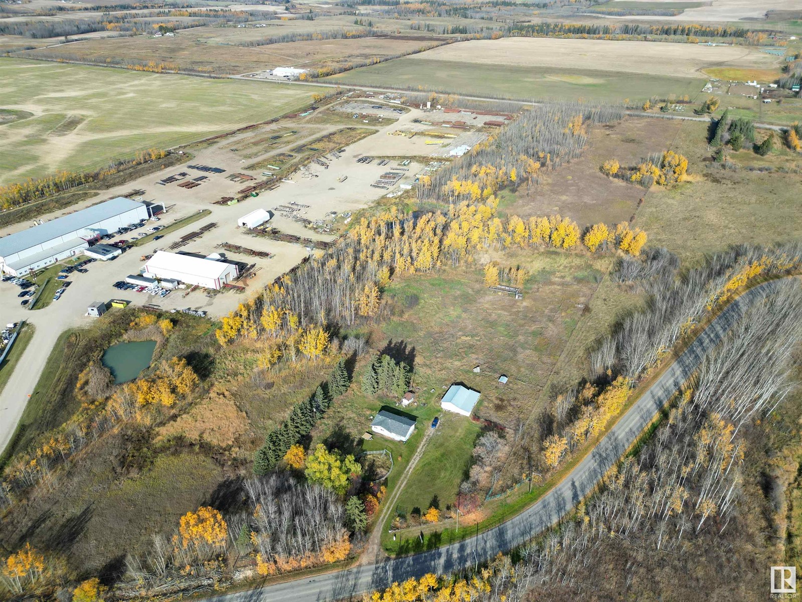 Photo 3 of 5308 Lac Ste Anne Tr N, Onoway AB