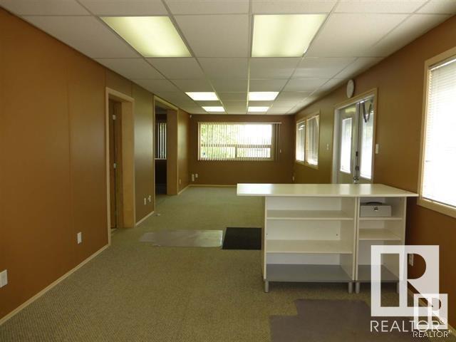 Photo 4 of 4904 4908 50 Ave, Thorsby AB