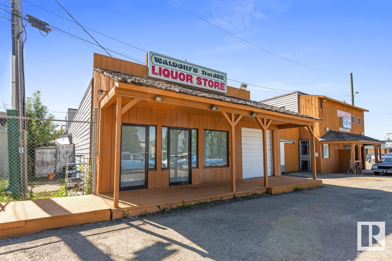 Photo 19 of 4820 50 Av, Leduc AB