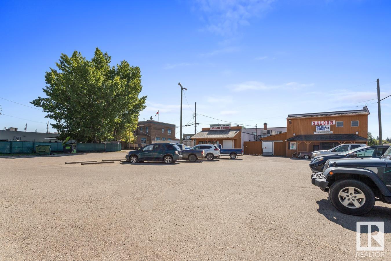 Photo 23 of 4820 50 Av, Leduc AB