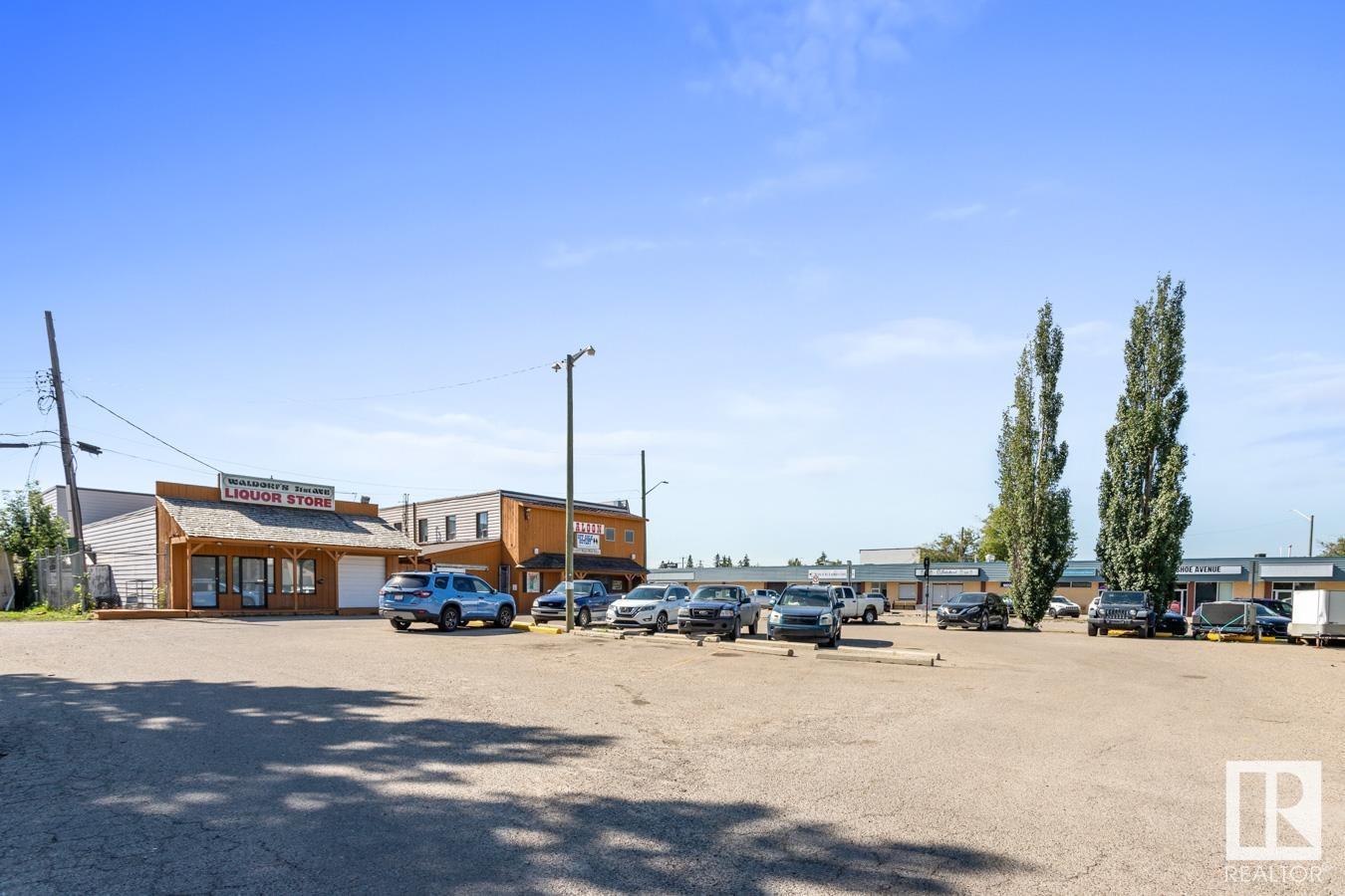 Photo 22 of 4820 50 Av, Leduc AB