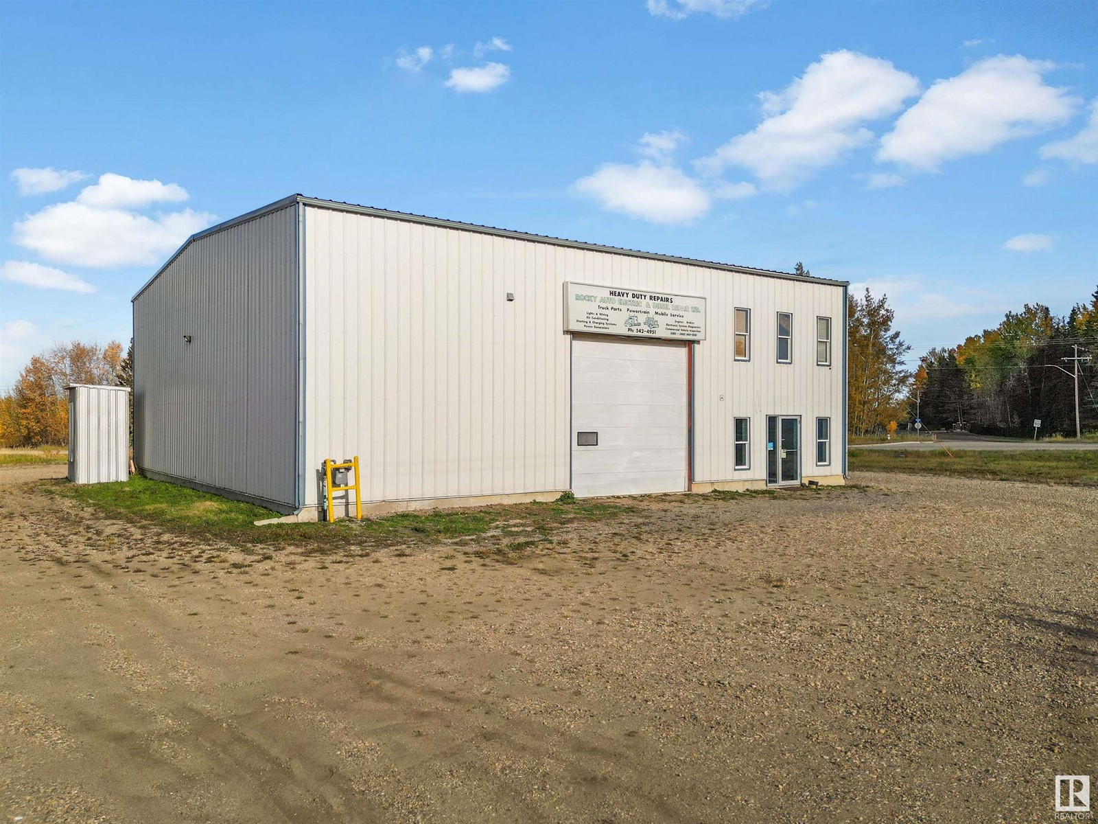 Photo 9 of 5702 50 A Street, Drayton Valley AB