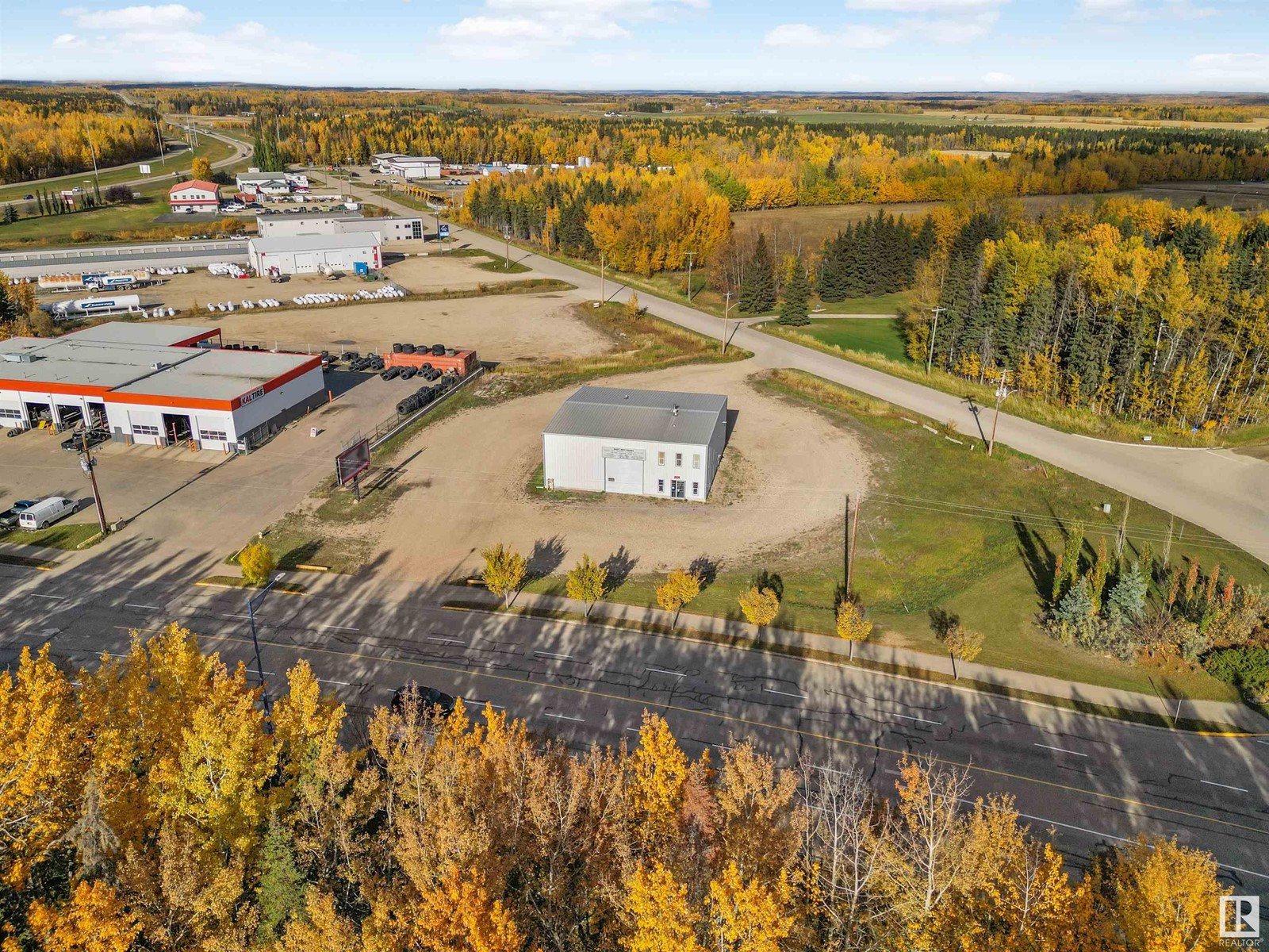 Photo 16 of 5702 50 A Street, Drayton Valley AB