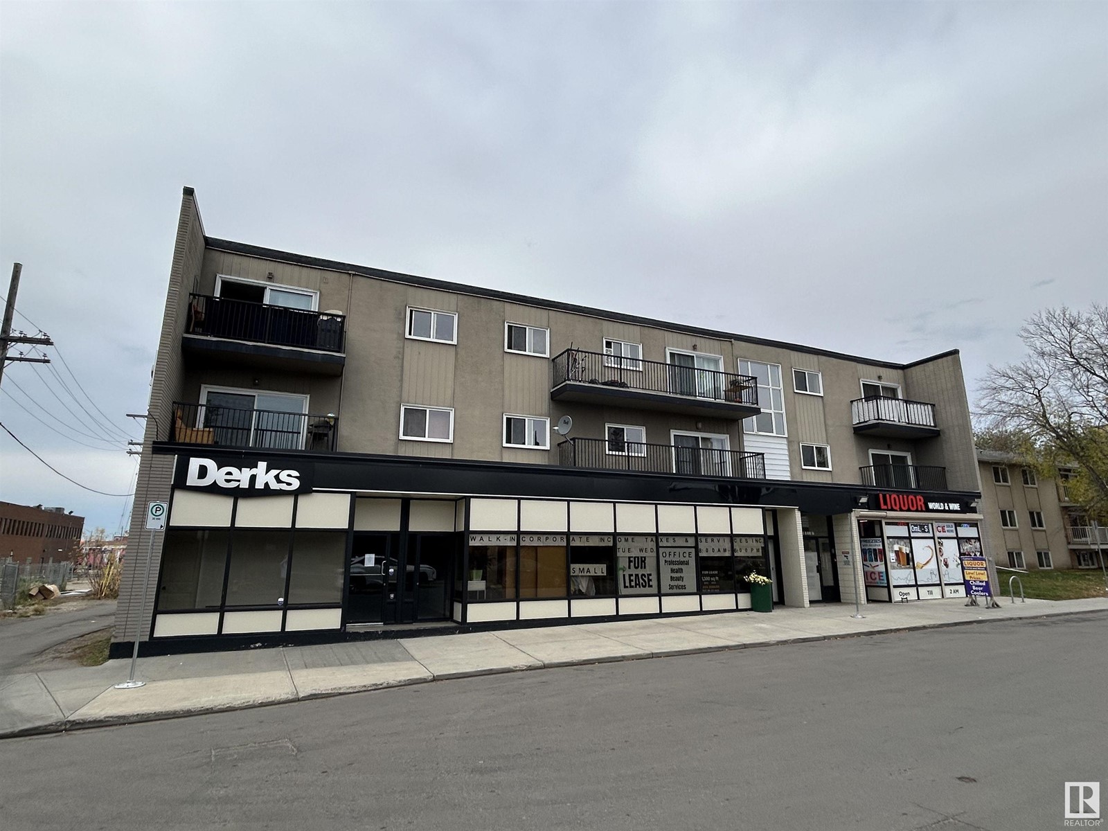 Photo 1 of 10116 10124 151 St Nw, Edmonton AB