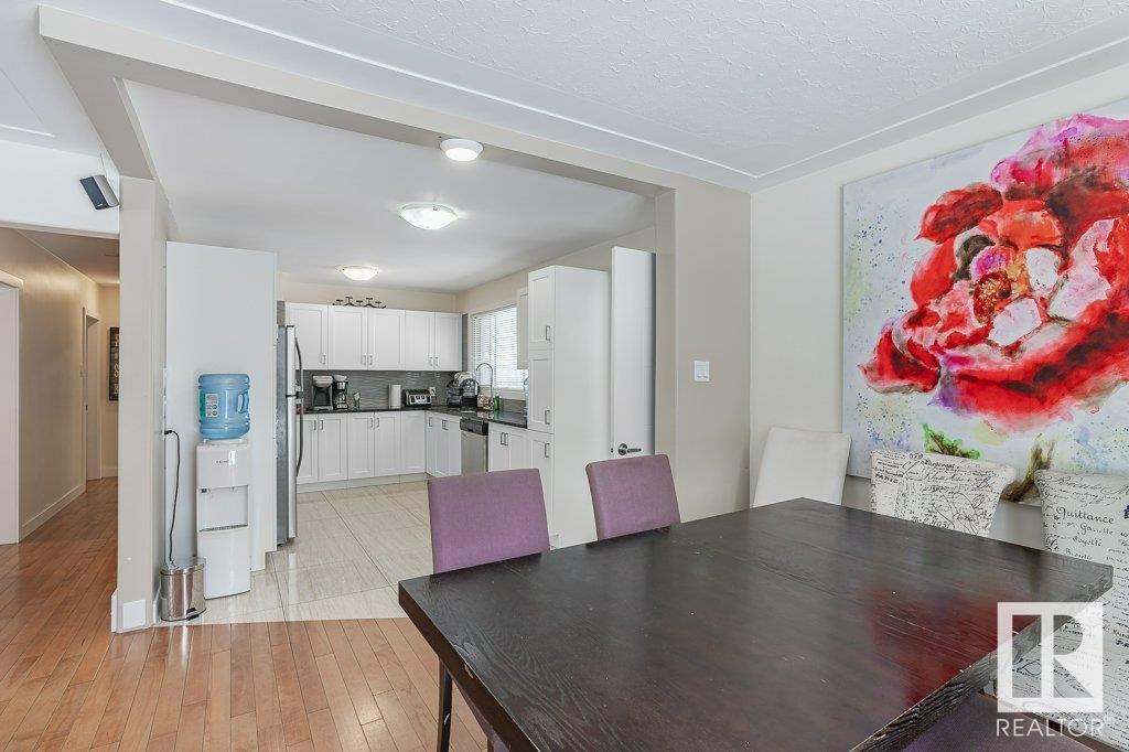 9815 210 ST NW, Edmonton