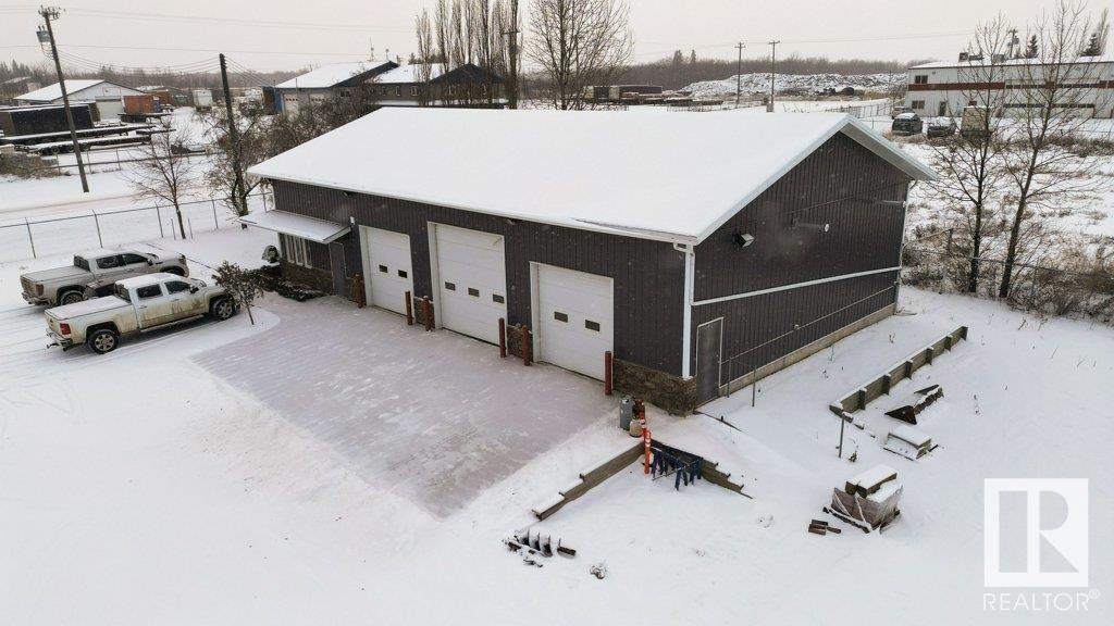 Photo 4 of 22904 110 Av Nw, Edmonton AB