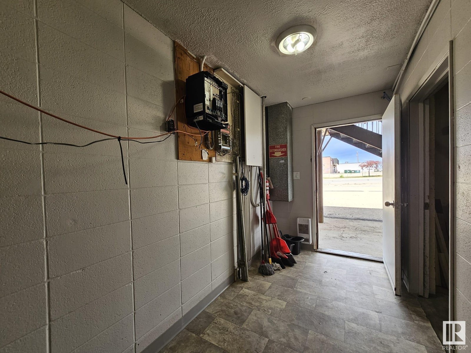 Photo 18 of 5403 50 Av, Drayton Valley AB