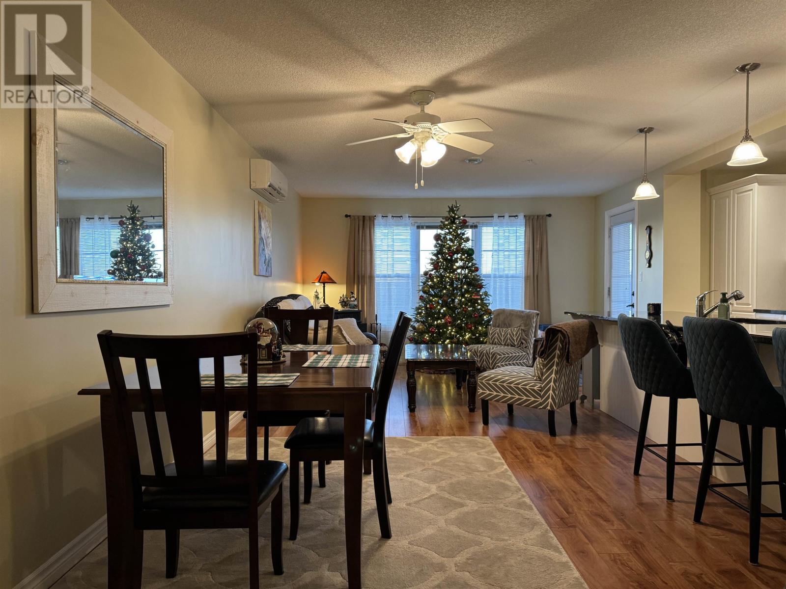 102-516 MACEWEN ROAD - 12