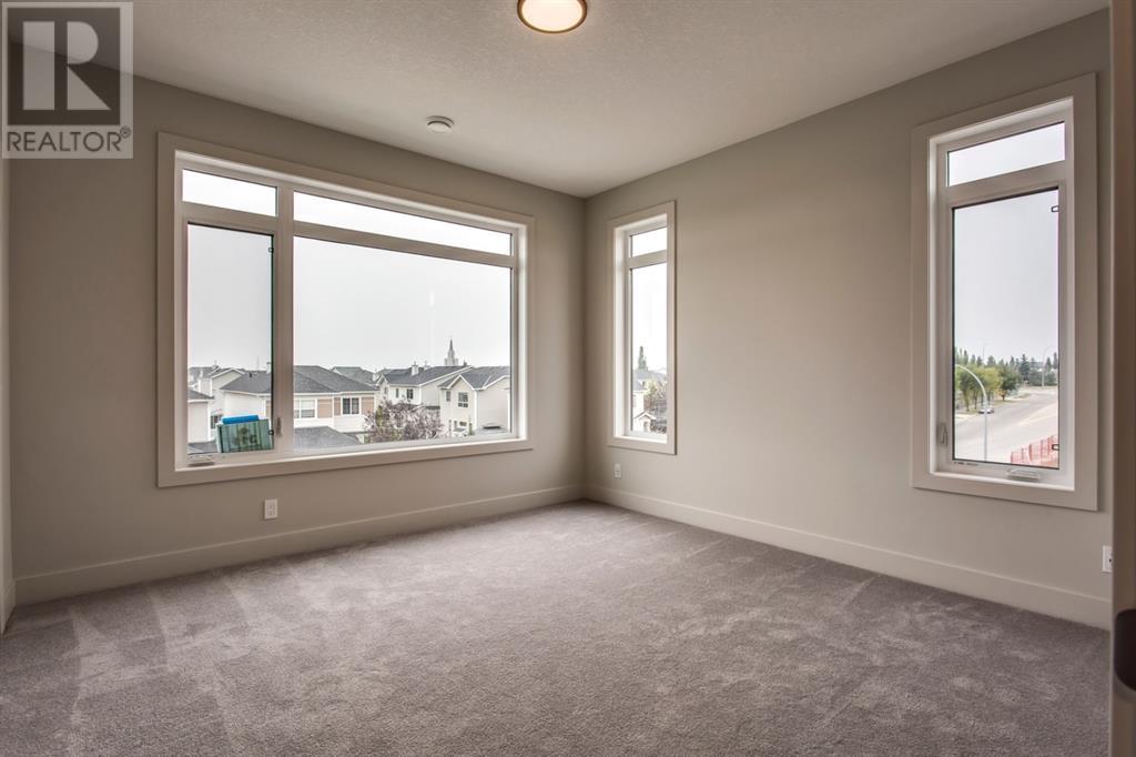 Single Family House for Sale in  Royal Elm Road NW Royal Oak Calgary 