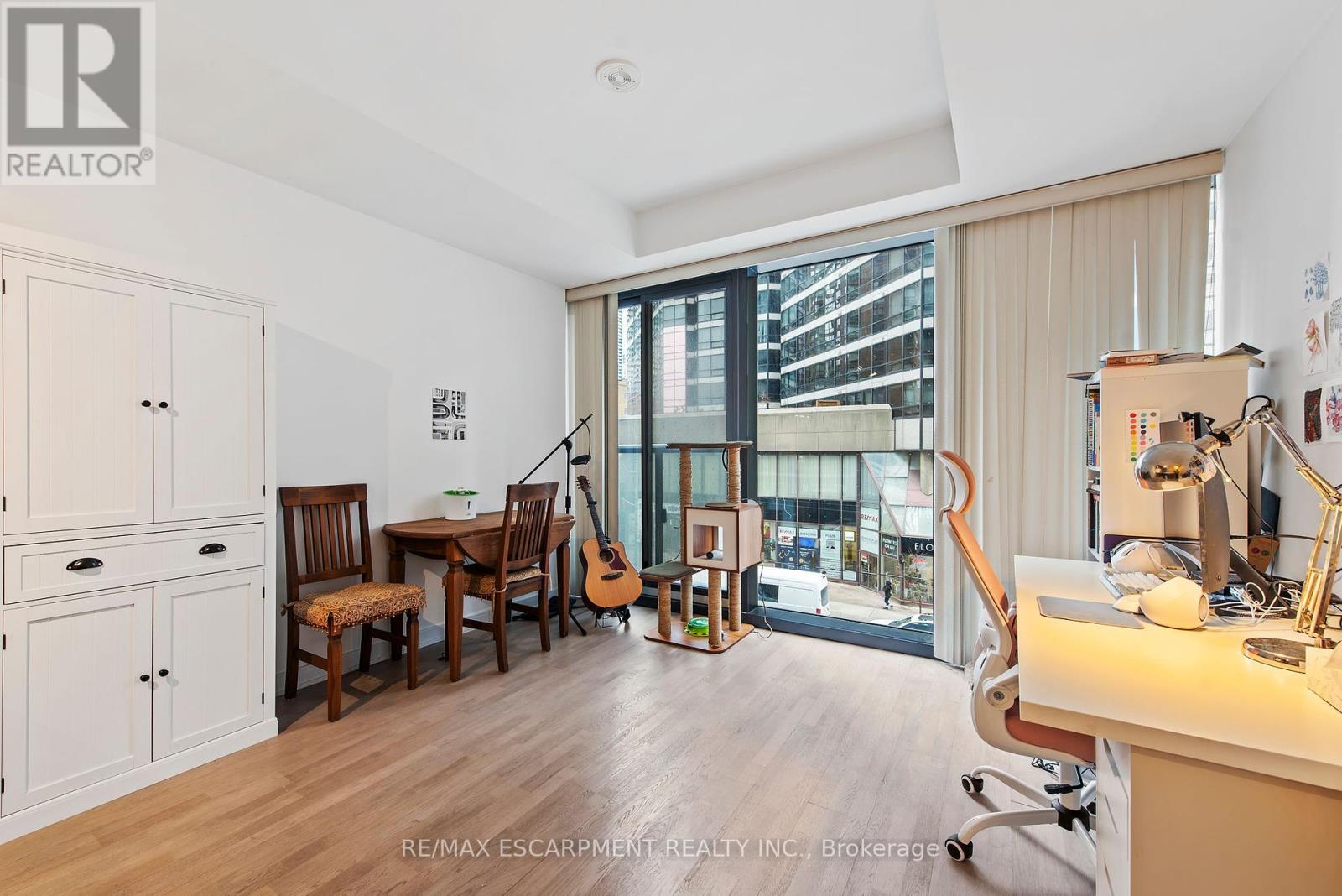Photo 9 of 206 57 St Joseph Street, Toronto ON