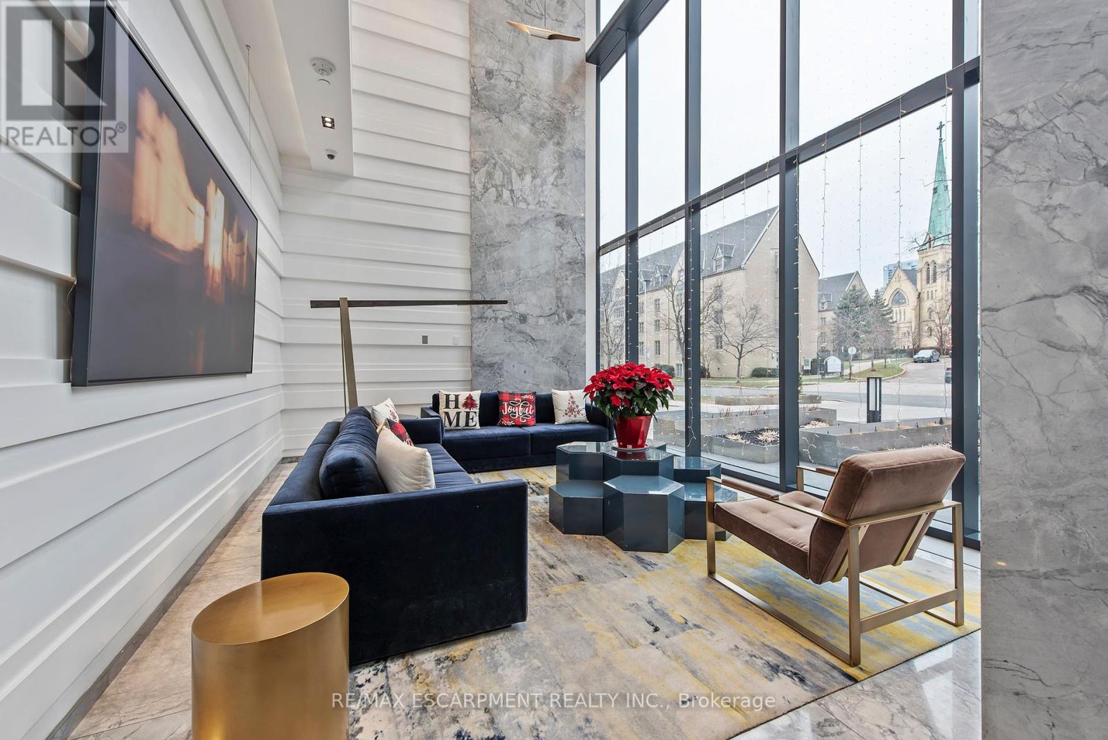 Photo 18 of 206 57 St Joseph Street, Toronto ON
