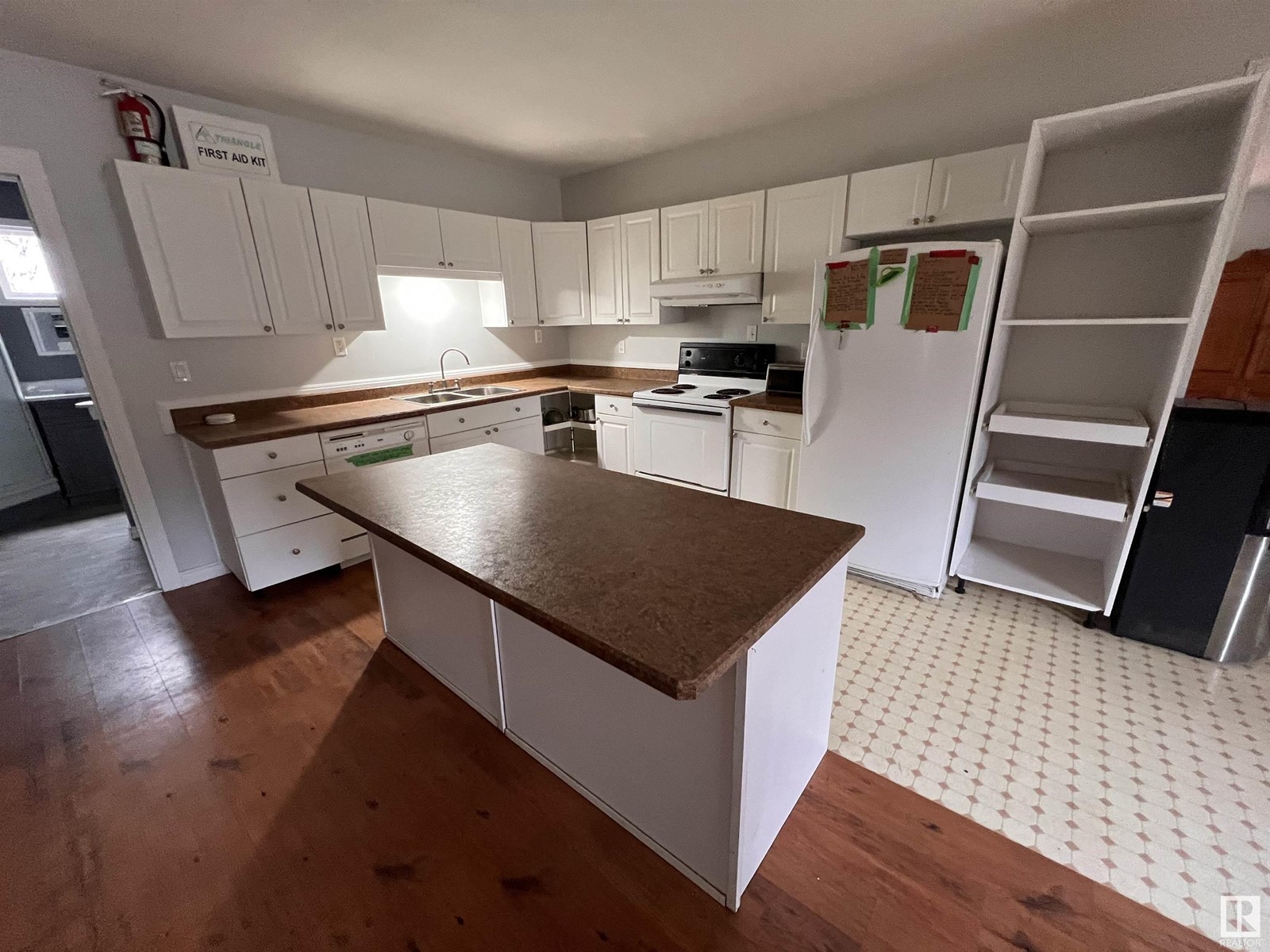 Photo 8 of 139 Sandy Beach Av, Rural Two Hills County AB