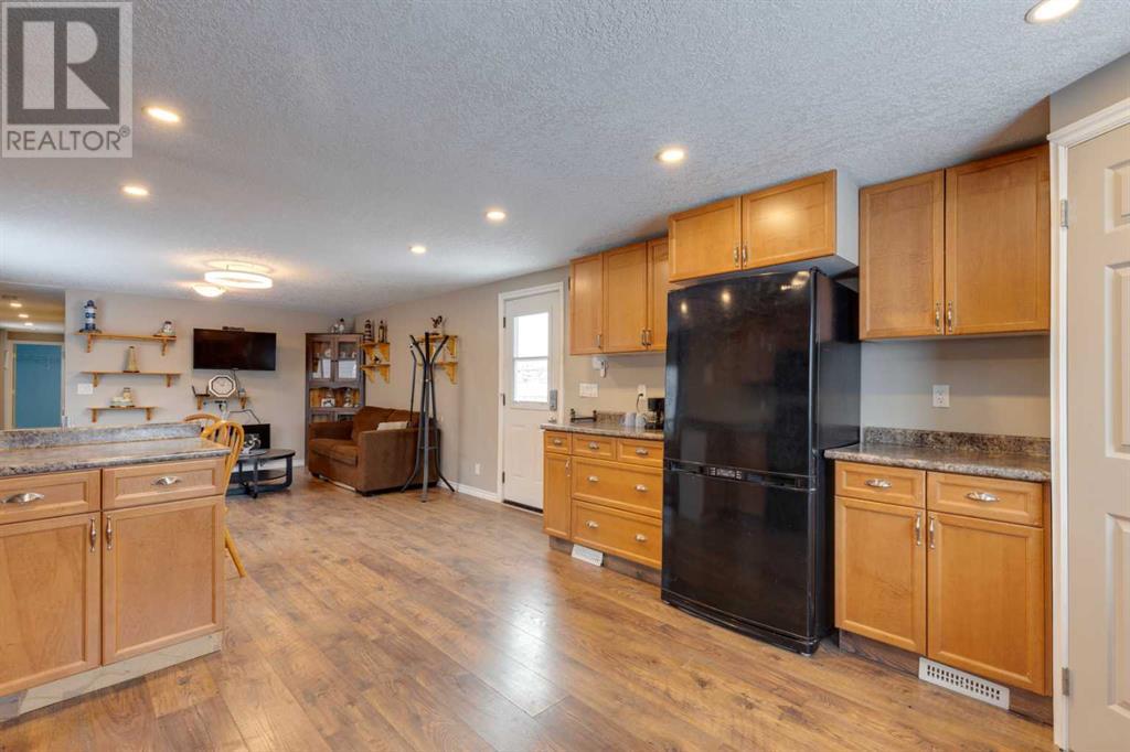 Single Family House Mobile Home for Sale in    Avenue Penbrooke Meadows Calgary 