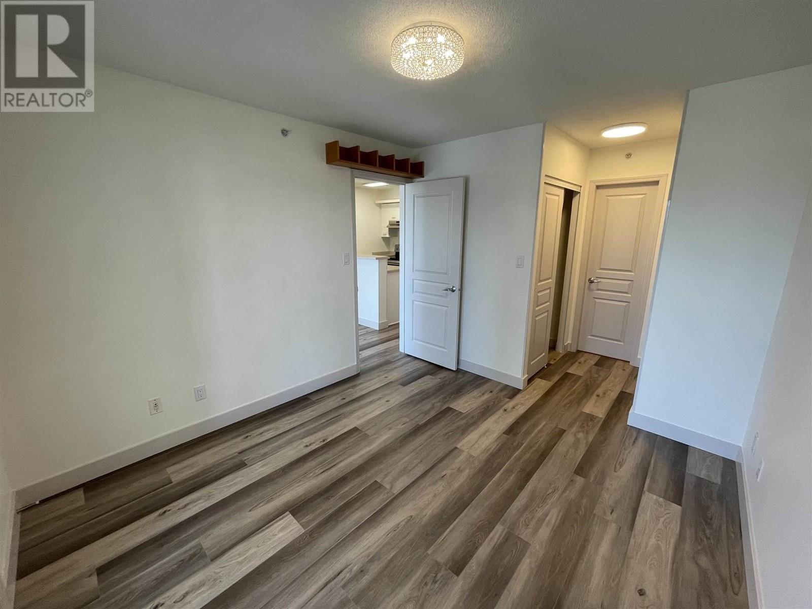 Photo 10 of 1507 3438 Vanness Avenue, Vancouver BC