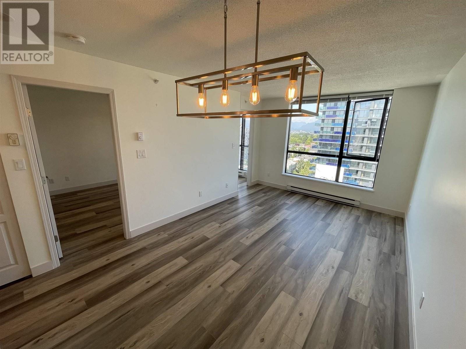 Photo 4 of 1507 3438 Vanness Avenue, Vancouver BC