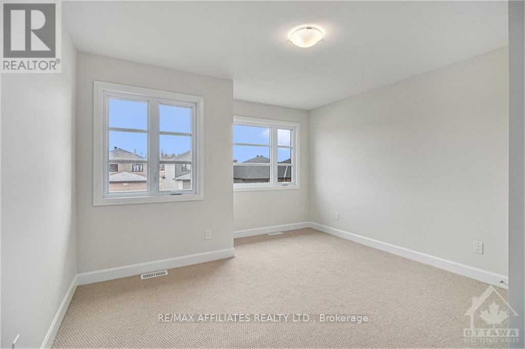 Photo 8 of 1208 Montblanc Crescent, Russell ON