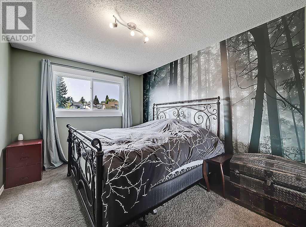 Single Family House for Sale in  Beddington Circle NE Beddington Heights Calgary 