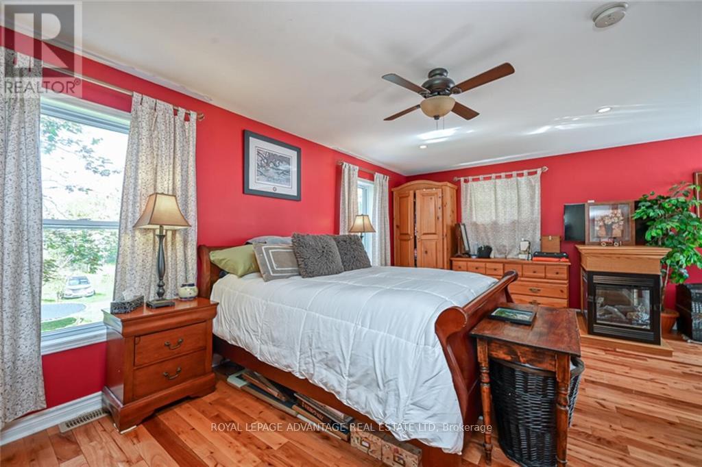 Photo 18 of 111 Rideau Street, Drummond North Elmsley ON
