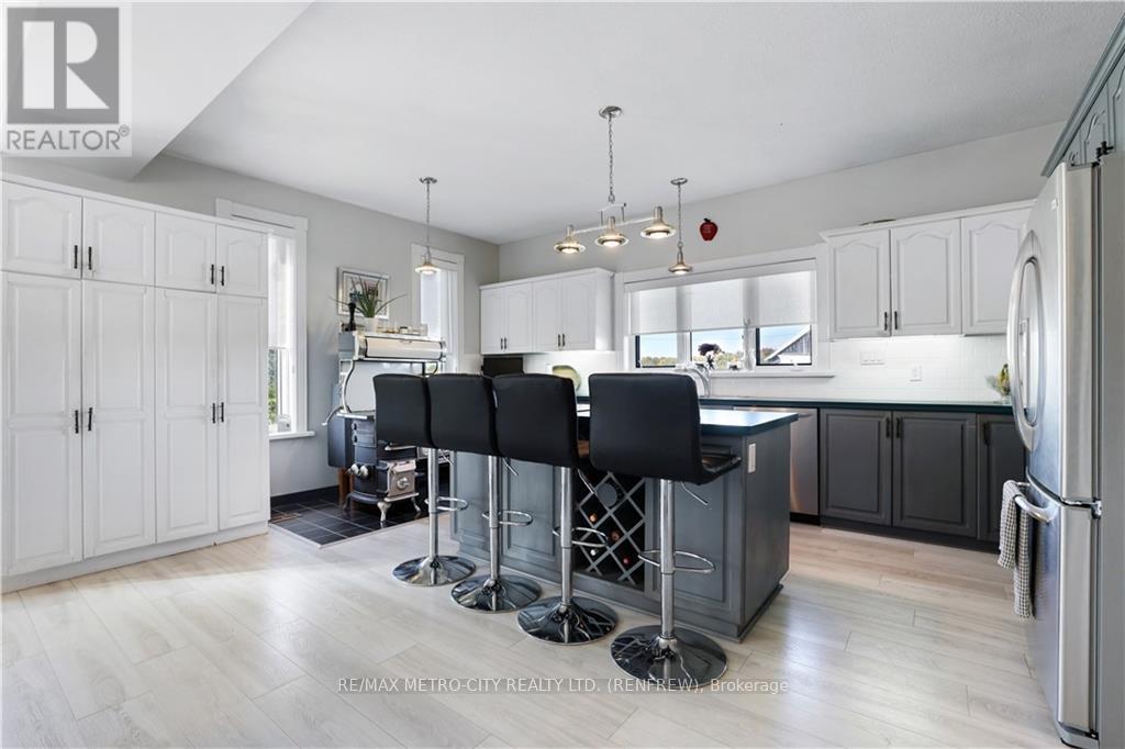 Photo 6 of 704 Clifford Side Road, Mcnab Braeside ON