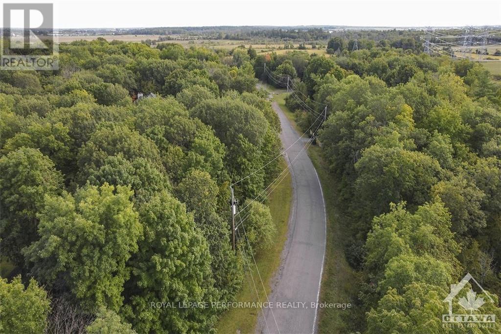 Photo 24 of 1310 Cumberland Ridge Drive, Ottawa ON