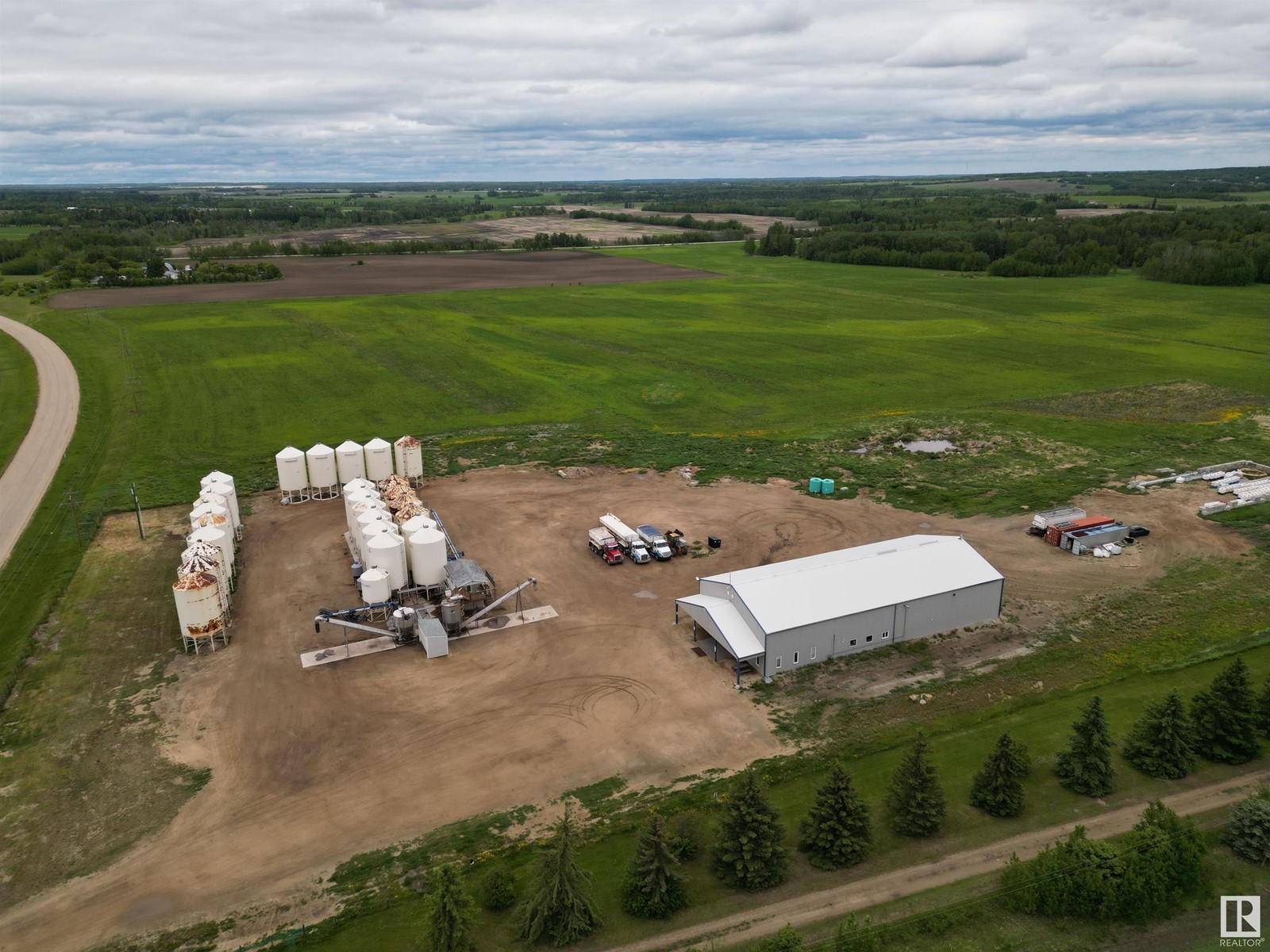 Photo 5 of 54517 Range Road 22 B, Rural Lac Ste Anne County AB