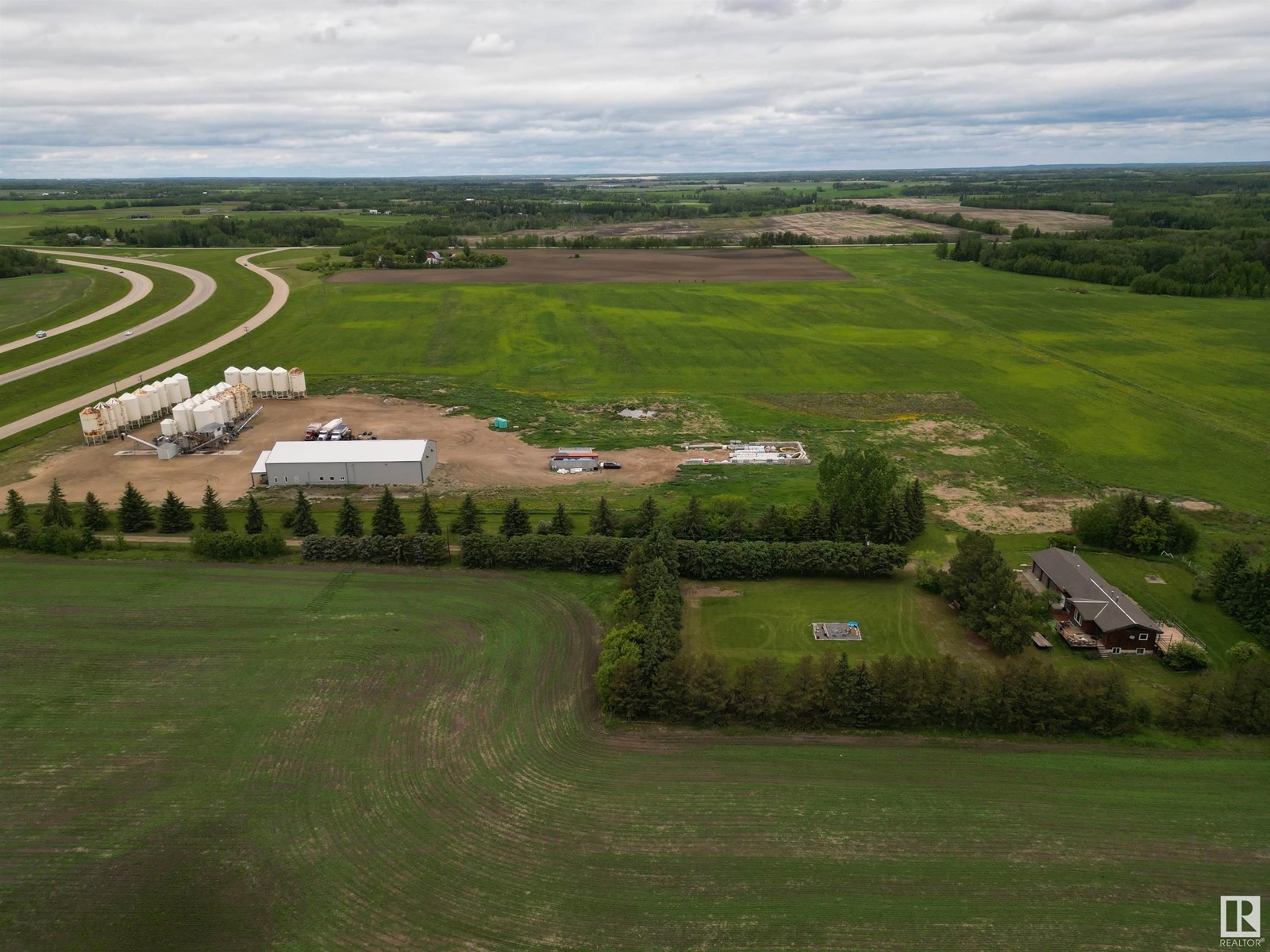 Photo 6 of 54517 Range Road 22 B, Rural Lac Ste Anne County AB