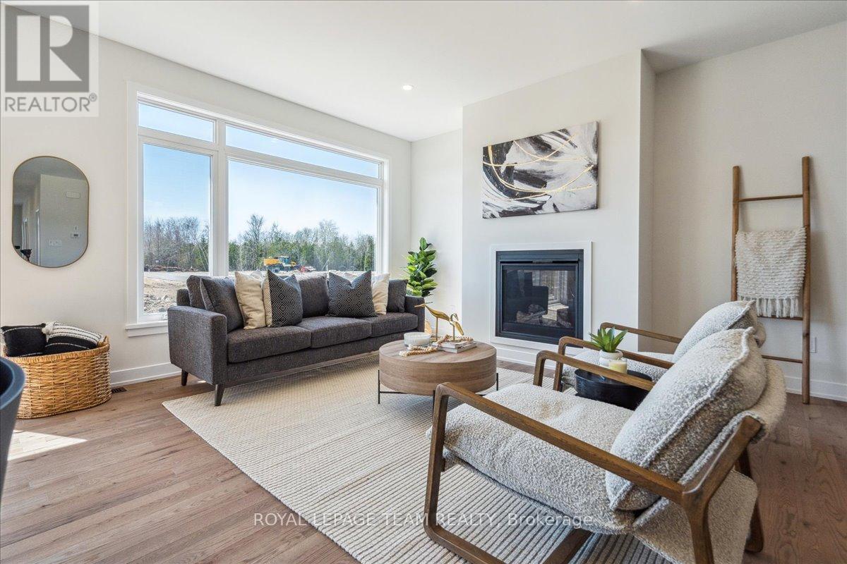Photo 13 of 1070 Turner Drive, Brockville ON