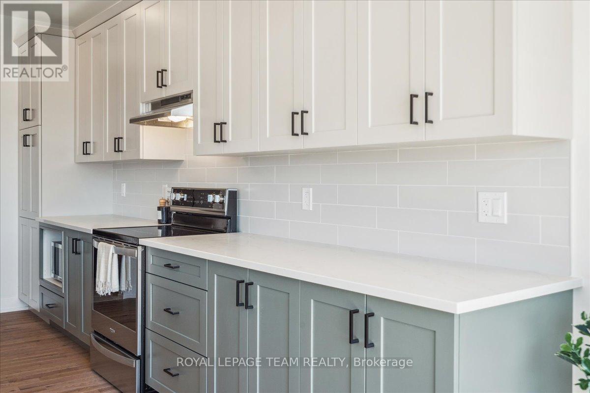Photo 21 of 1070 Turner Drive, Brockville ON