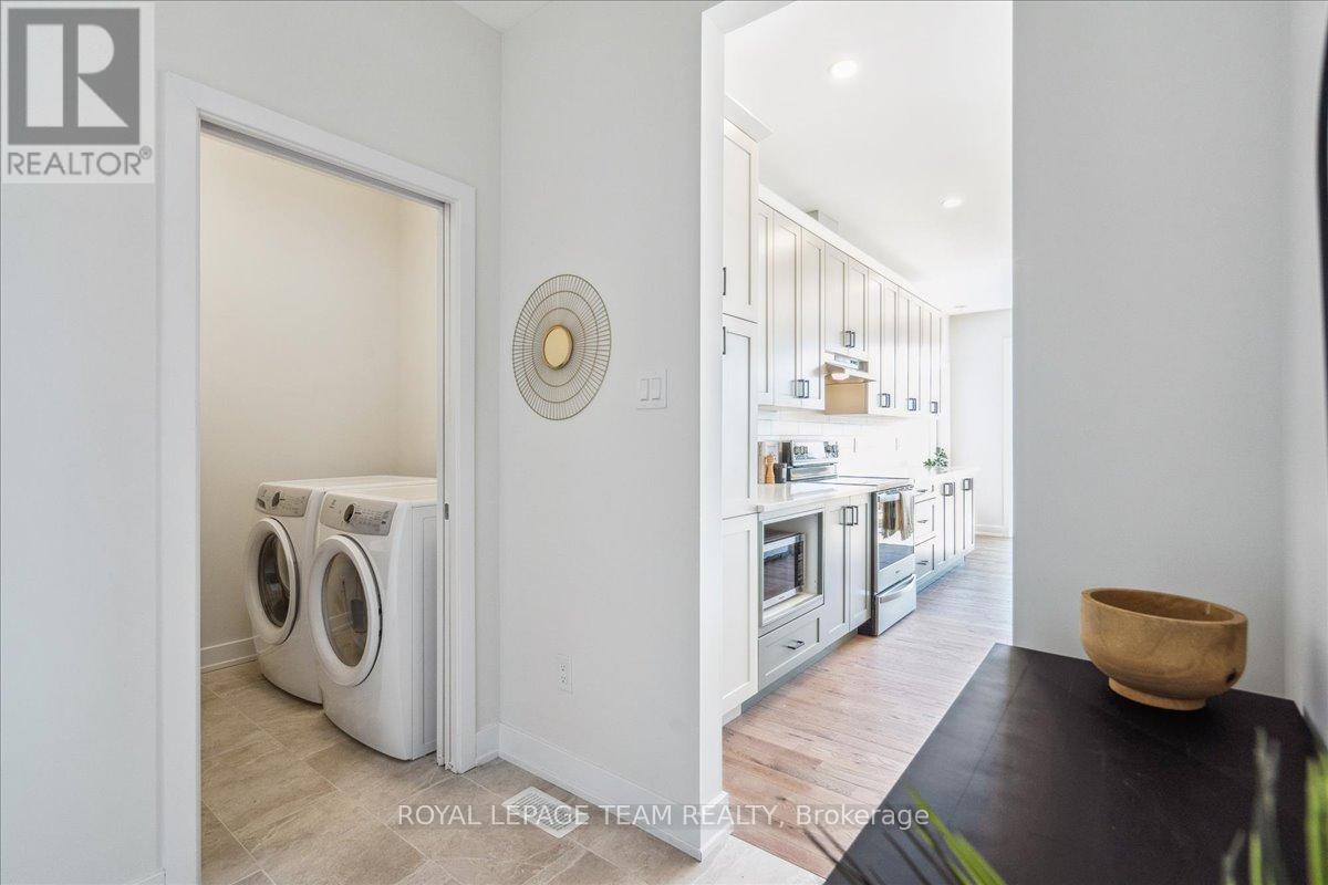 Photo 33 of 1070 Turner Drive, Brockville ON