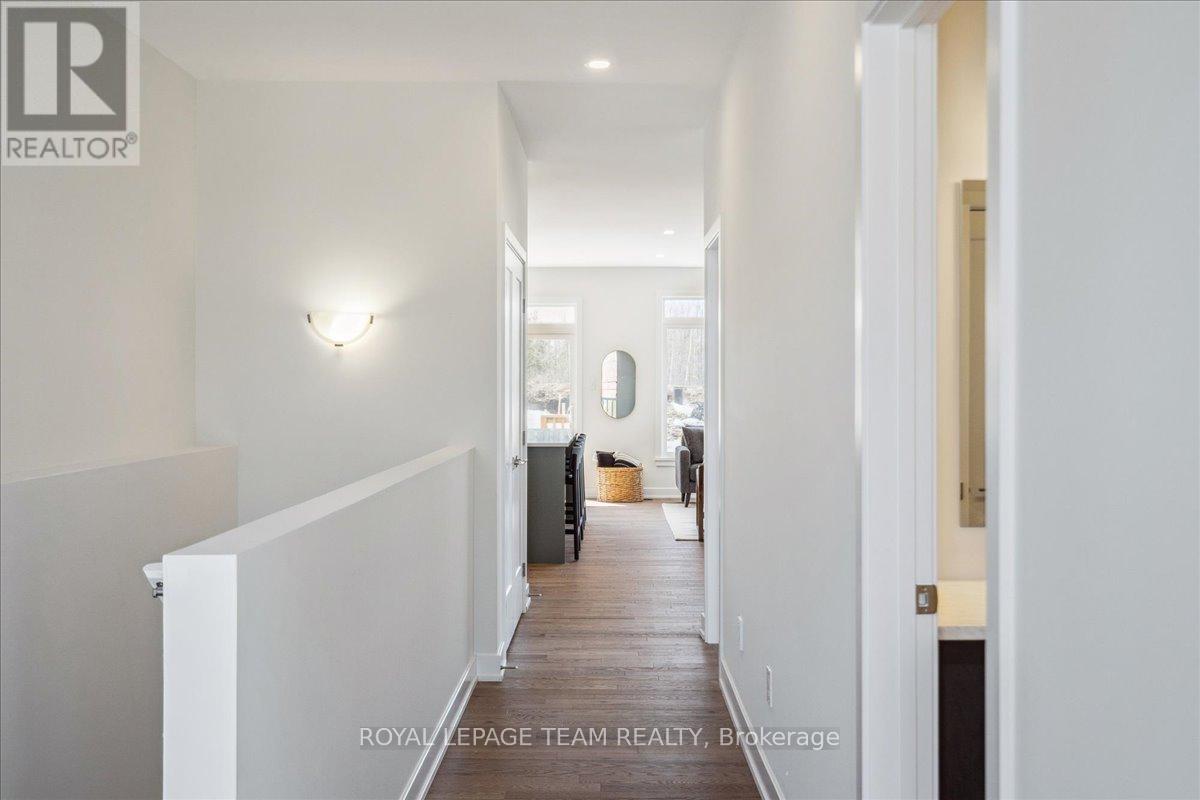 Photo 7 of 1070 Turner Drive, Brockville ON
