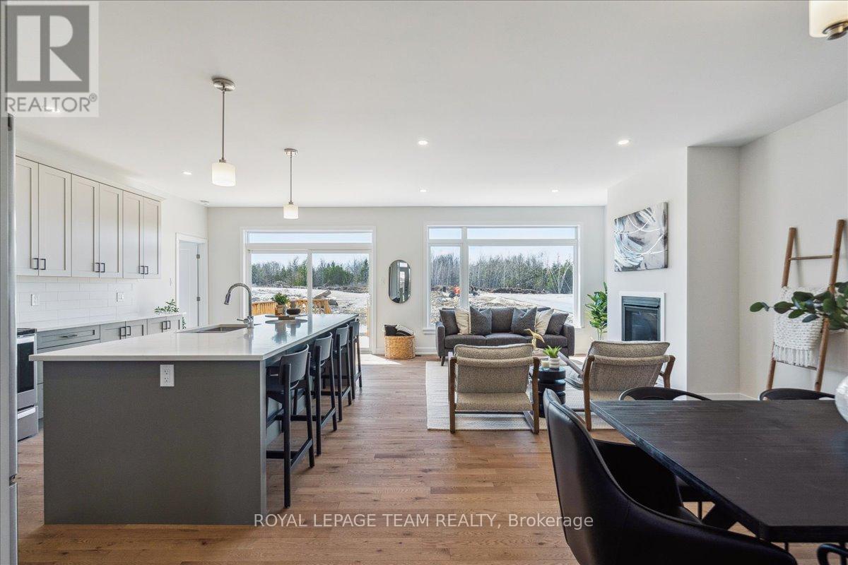 Photo 8 of 1070 Turner Drive, Brockville ON