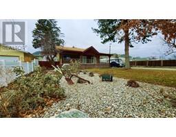 5870 OKANAGAN Street, Oliver