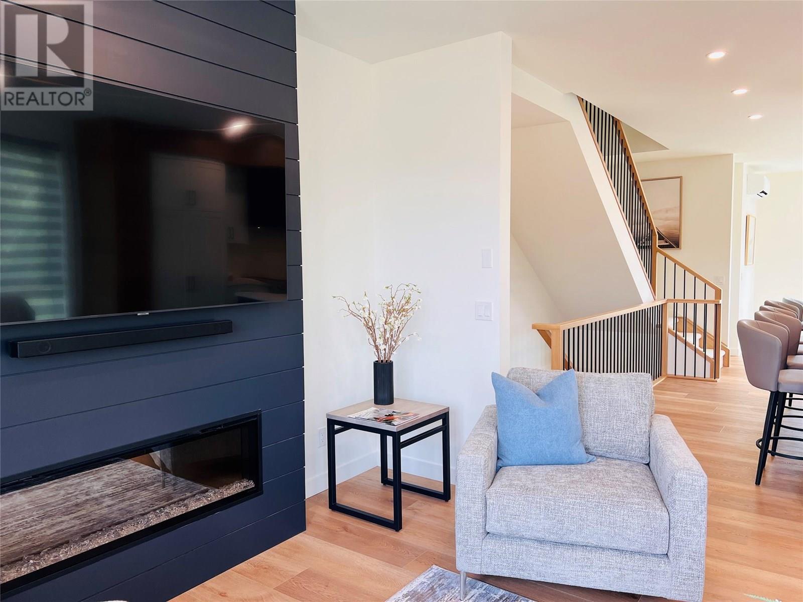 Photo 23 of 510 14th Street Unit 402, Invermere BC