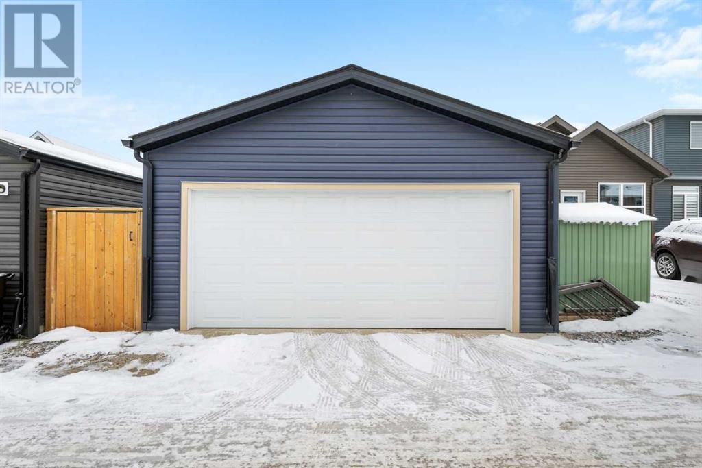 Single Family House for Sale in  Belmont Boulevard SW Belmont Calgary 